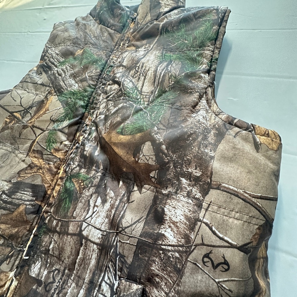 Realtree Camo Insolated Puffer Vest Mens Large Full Zip Quilted Water Resistant
